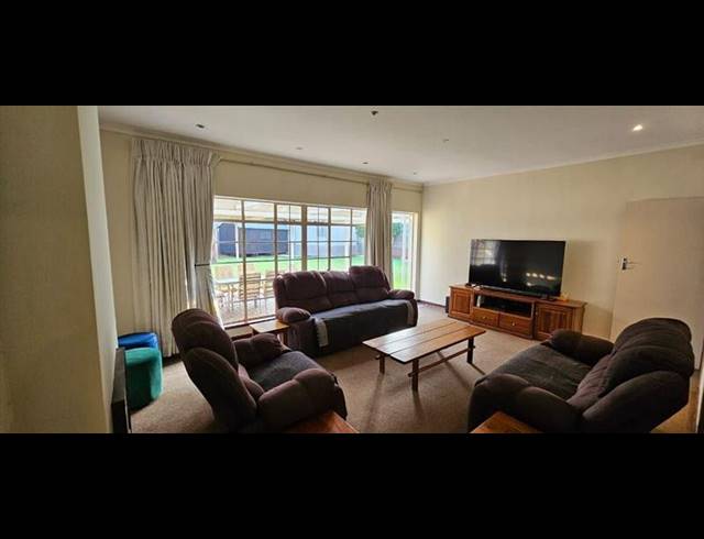 3 BEDROOM HOUSE FOR SALE IN PARKRAND